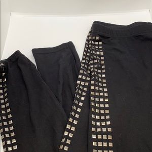🌸2/$15 item- studded black leggings